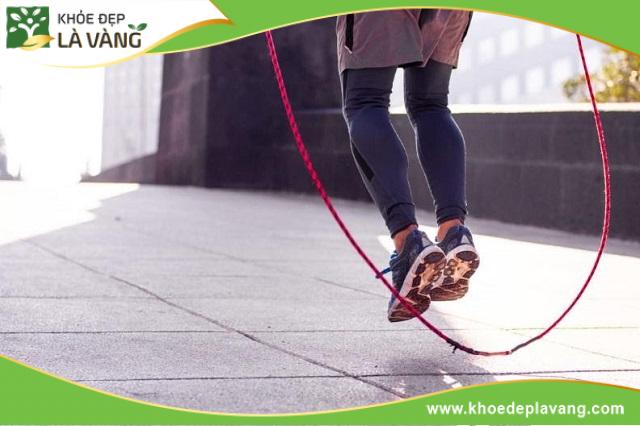 Duy trì tập luyện nhảy dây hằng ngày để tăng chiều cao nhanh
