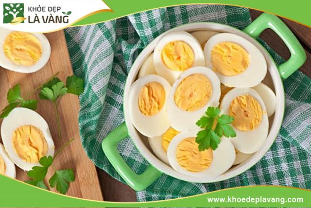 Trứng rất giàu các chất dinh dưỡng cần thiết để tăng chiều cao hiệu quả