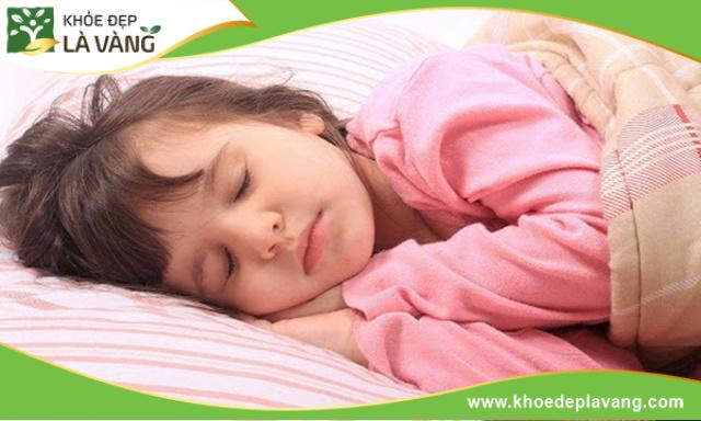 Ngủ sớm hỗ trợ chiều cao tăng trưởng nhanh chóng